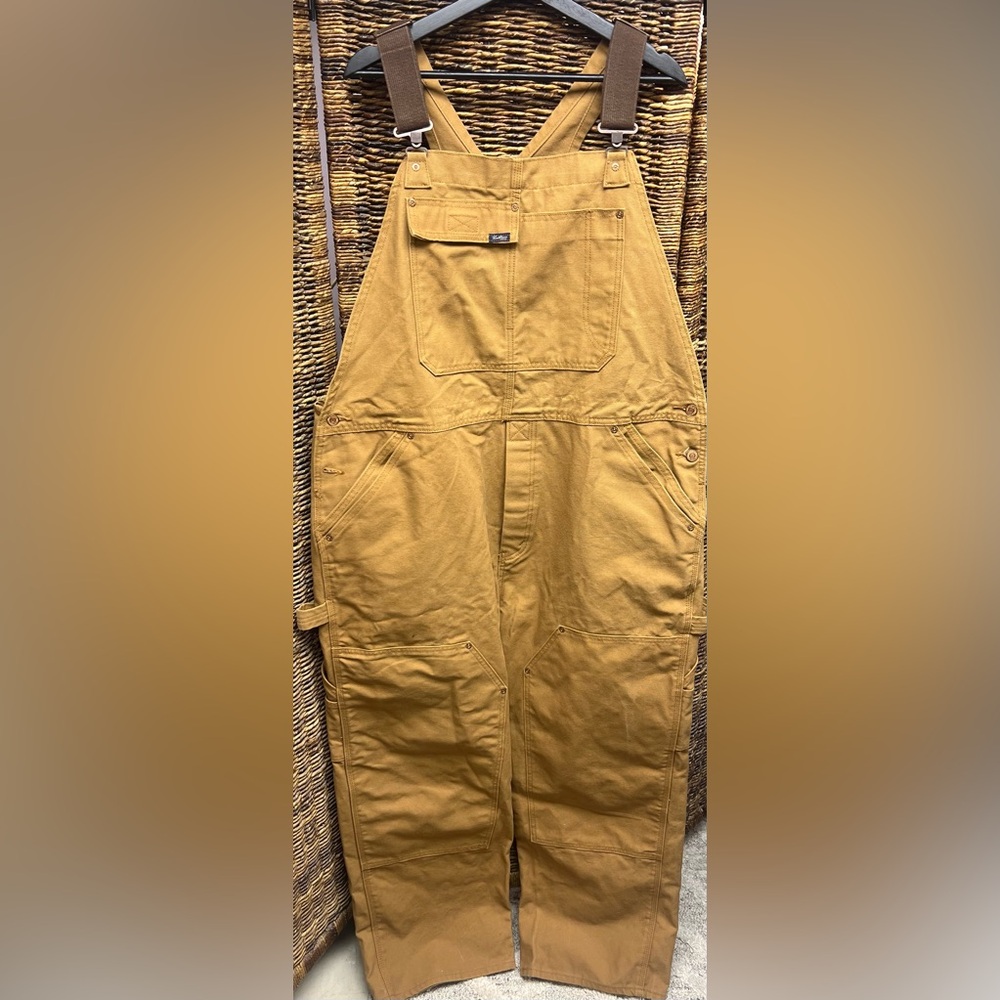 Levi’s Workwear Tan Overalls,‎ Size:46 x 30, Pre-Owned, White dust like on leg